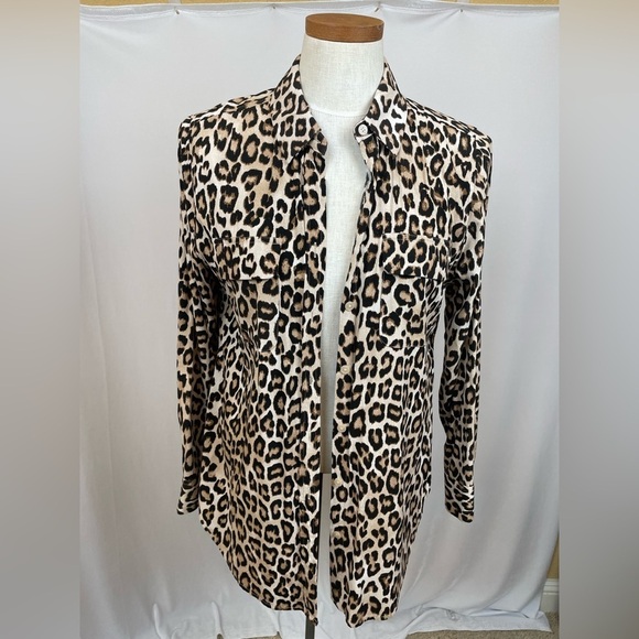 Chico’s Animal Cheetah Print Blouse size 1 - Picture 1 of 10